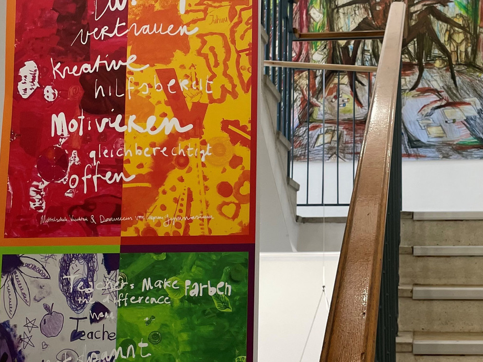 Volles Haus bei der Ausstellungseröffnung am 8.10.2025, Foto: Florian Stelzer