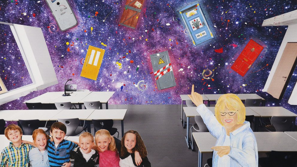 Collage, die Sch&uuml;ler und eine Lehrerin zeigt