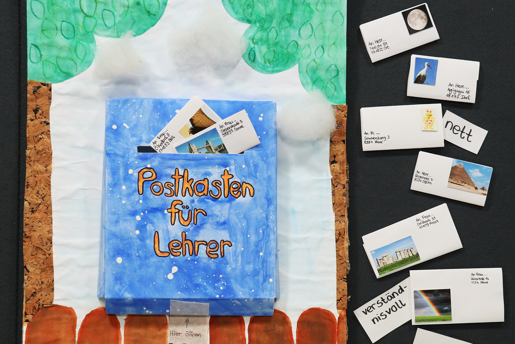 Paula Schwarzmeier, R7b, Gisela-Schulen, Kunstwerk "Lehrer-Postkasten" (Im Flur zum MakerSpace)