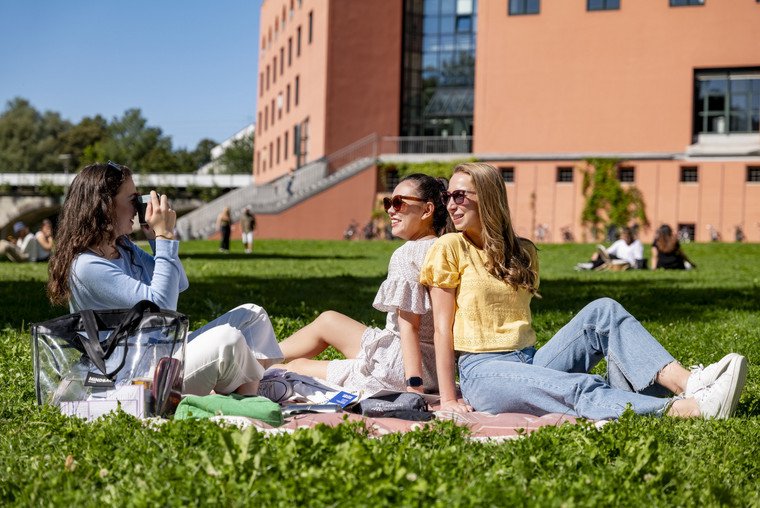 Uni-Wiese