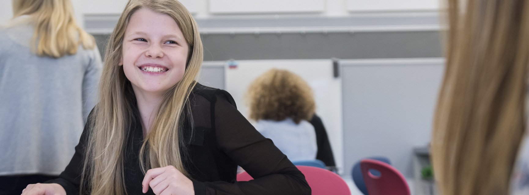 M&auml;dchen am Lachen